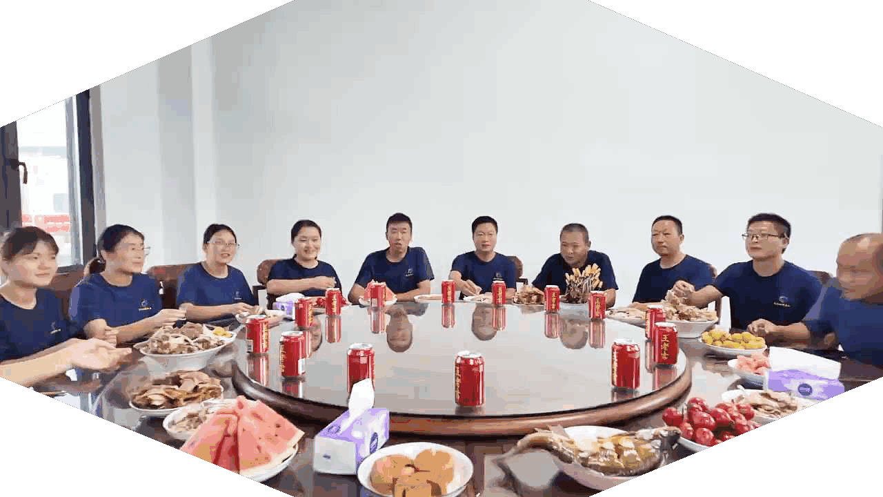 img.alt